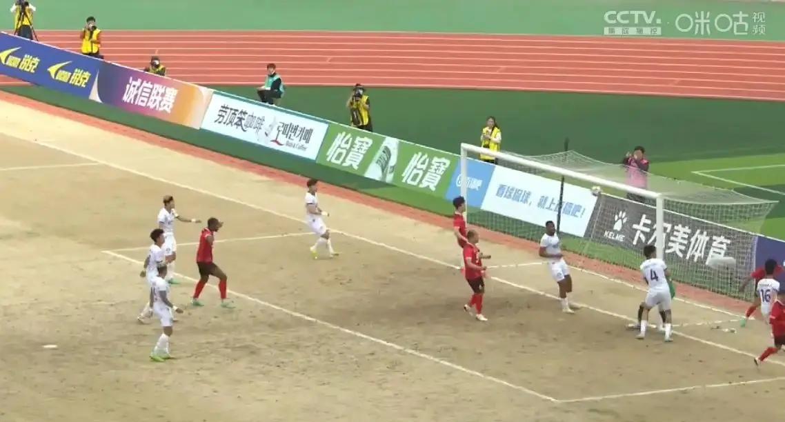 乐鱼-亨克主场告捷，保持不败纪录