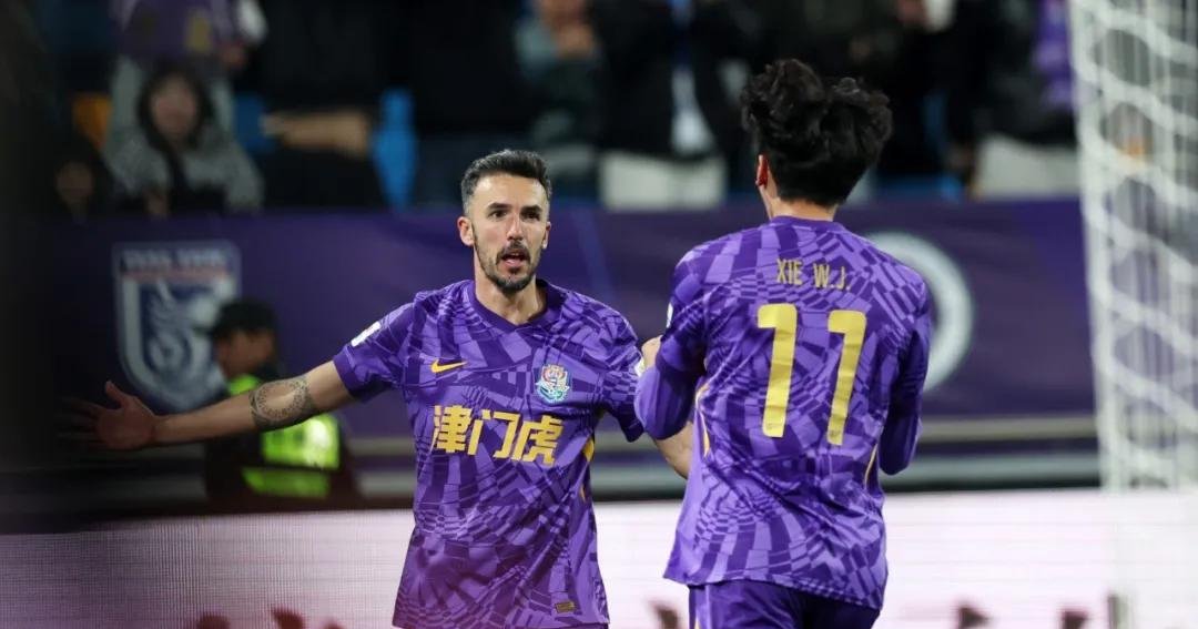 leyu乐鱼体育-京津德比再现，国安主场击败泰达取得胜利拔得头筹