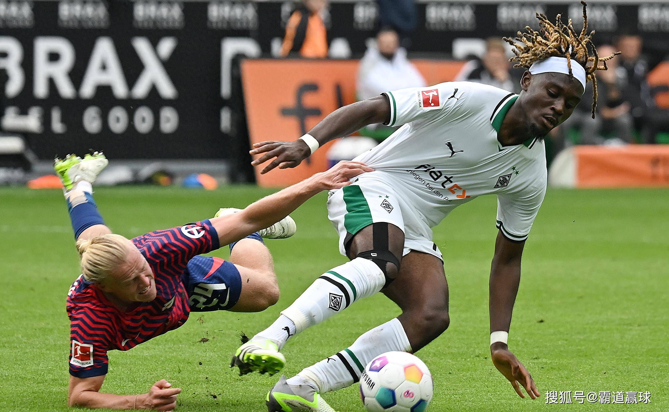 包含门兴格拉德巴赫客场遭遇失利,排名有所下降的词条 包含门兴格拉德巴赫客场遭遇失利,排名有所下降的词条