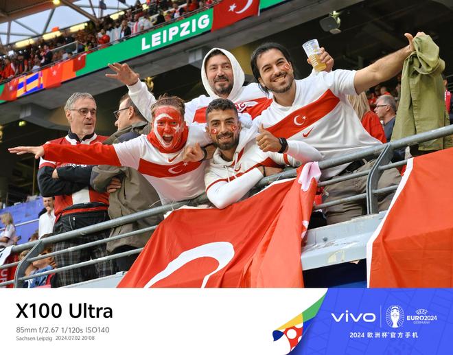 -意大利主场击败奥地利，晋级八强