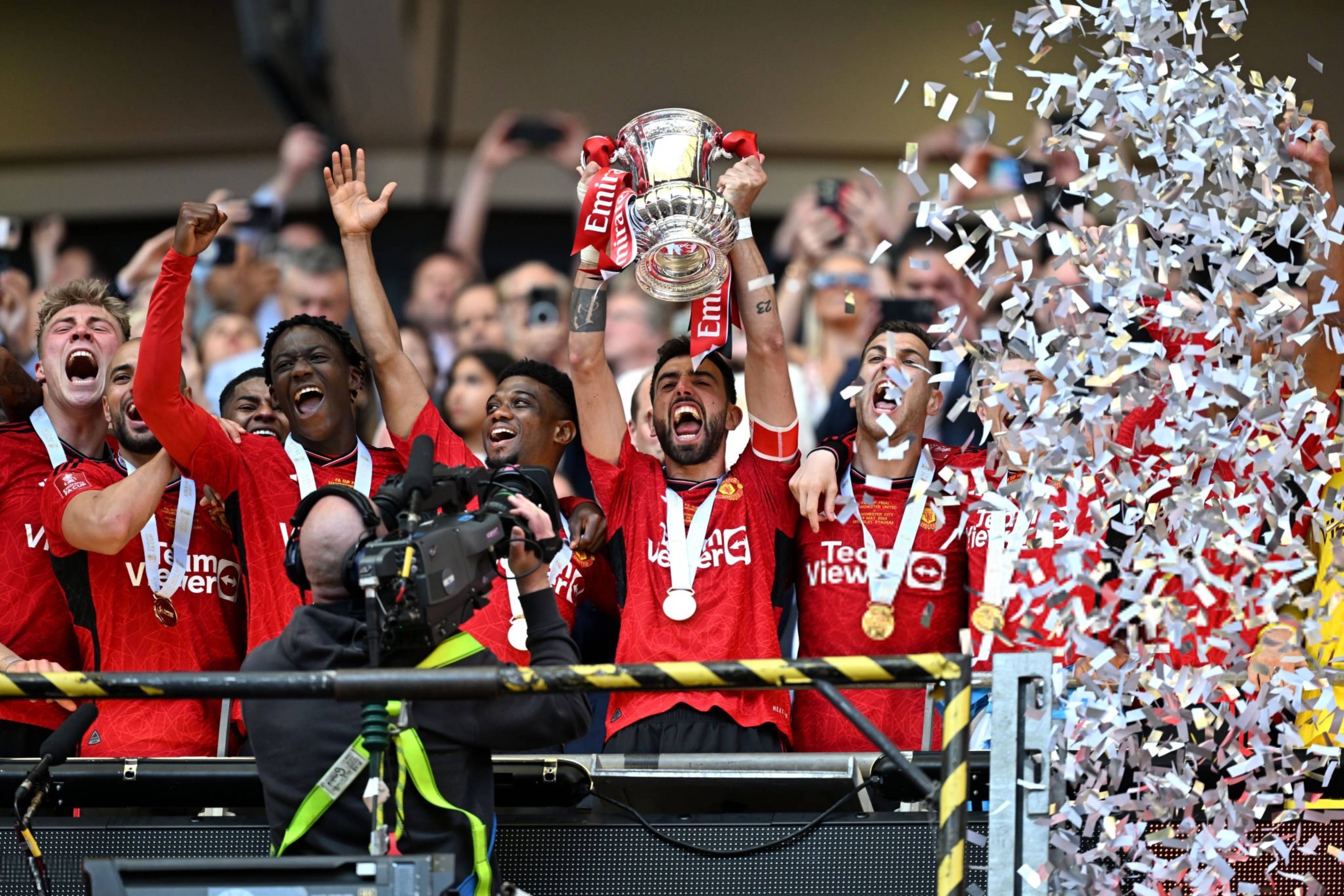 索尔斯克亚代表曼联追平联赛十场胜利，雄心壮志