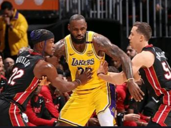 关于太阳客场不敌湖人,遭遇两连败的信息 关于太阳客场不敌湖人,遭遇两连败的信息