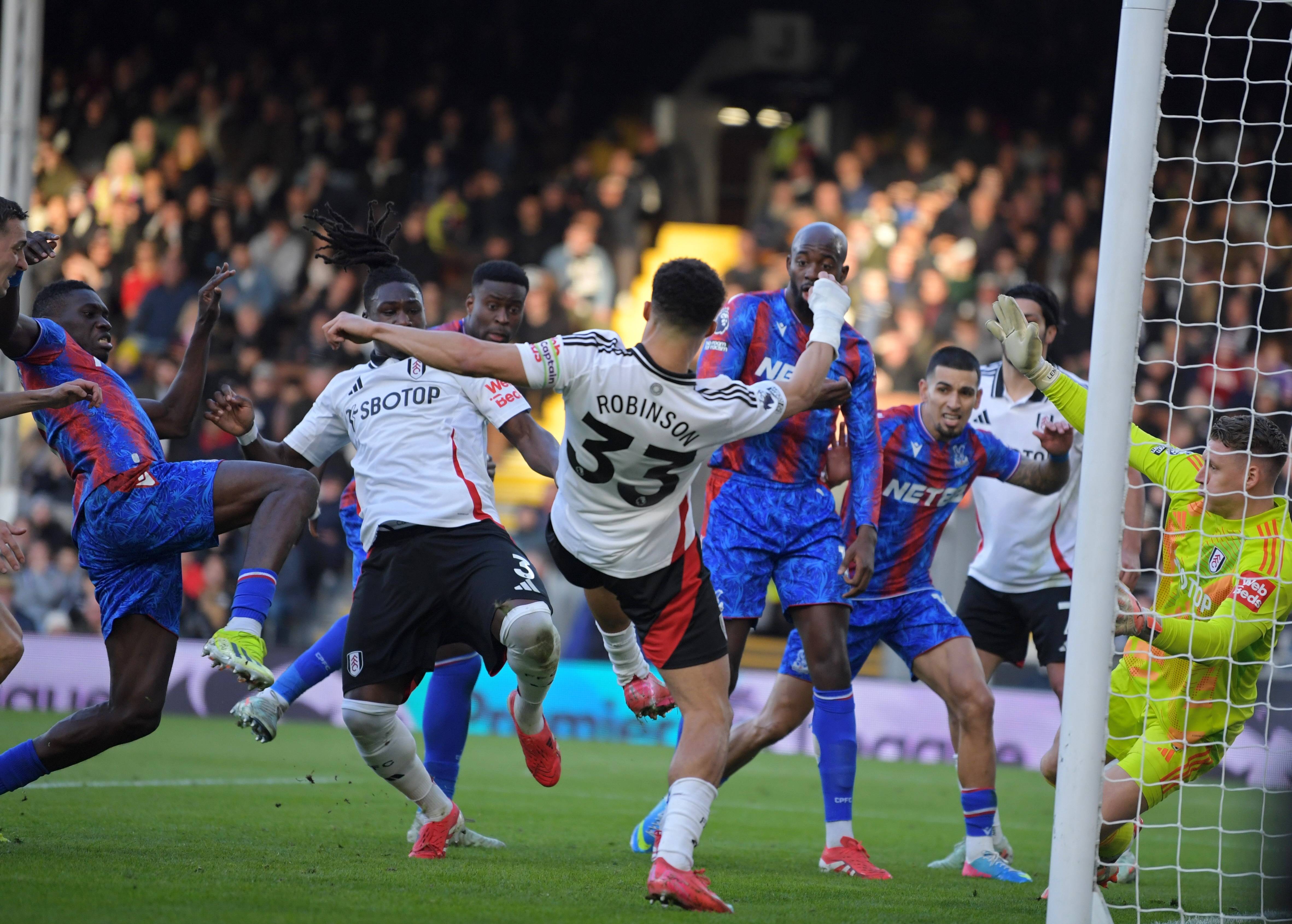 水晶宫主场平局,前锋表现出色 水晶宫主场平局,前锋表现出色